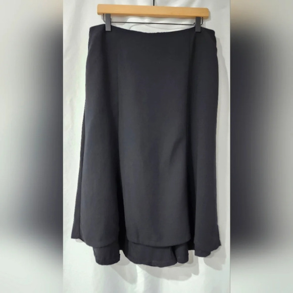 Black Midi Length Womens High Low Skirt Size 12 Flowy Feminine Glam Party Career - Picture 1 of 8